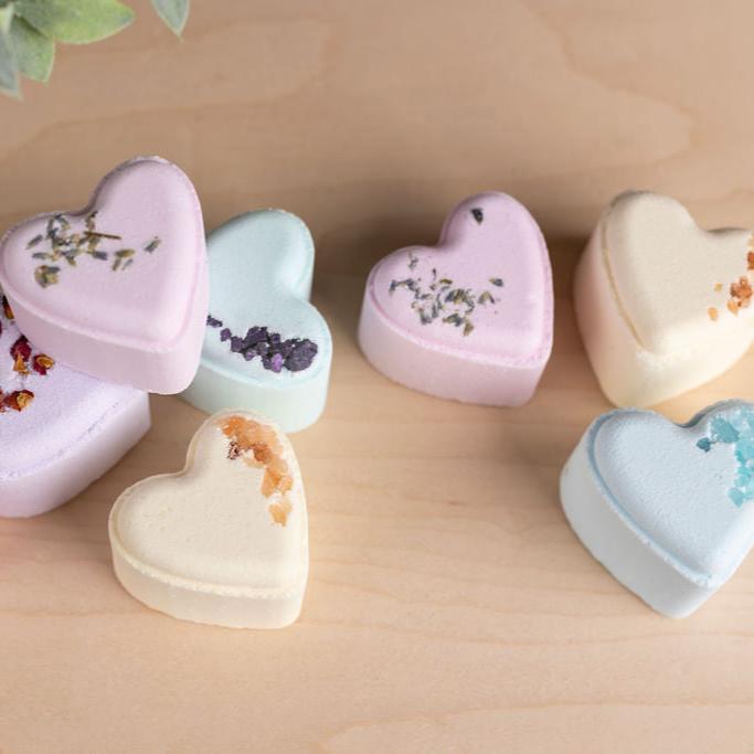 CBD Lavender Bath Bomb Gift Set | 8 Heart Bath Bombs