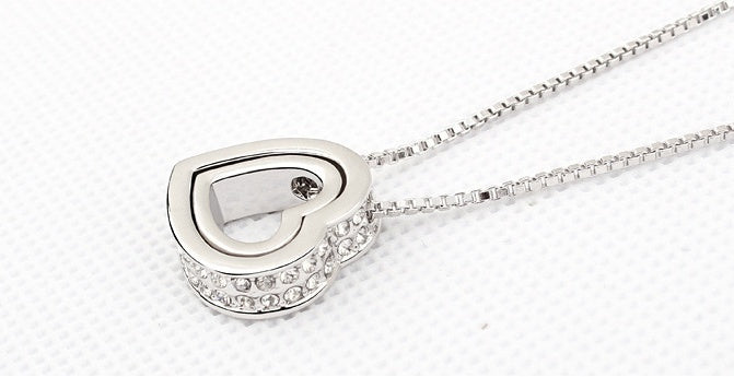Crystal Double Heart Short Pendant Necklace