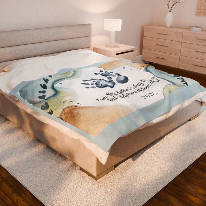 First Father's Day Velveteen Plush Blanket - Custom Handprint Design for Baby's First Year
