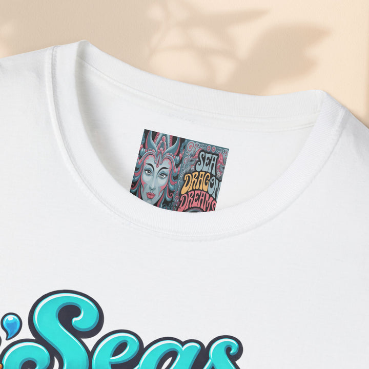 Seas and Greetings T-Shirt – Christmas Octopus Holiday Tee