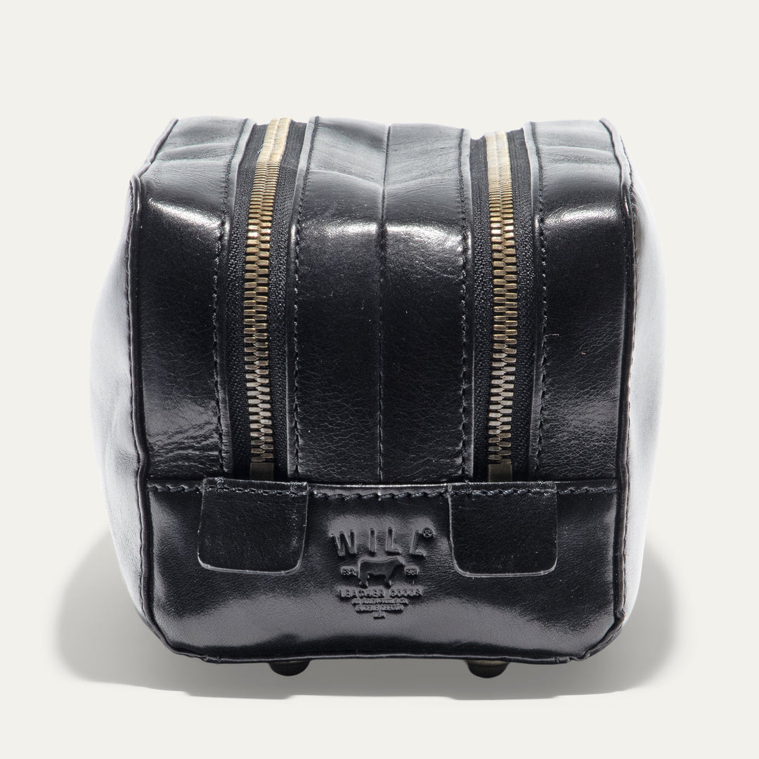 Professional Leather Travel Kit – Luxury Full-Grain Italian Toiletry Bag