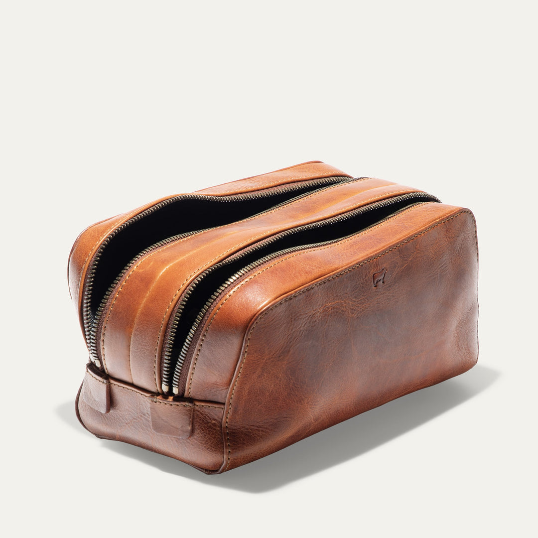 Professional Leather Travel Kit – Luxury Full-Grain Italian Toiletry Bag