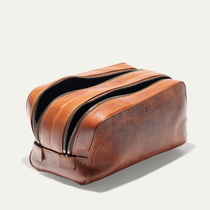 Professional Leather Travel Kit – Luxury Full-Grain Italian Toiletry Bag