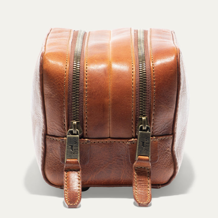 Professional Leather Travel Kit – Luxury Full-Grain Italian Toiletry Bag