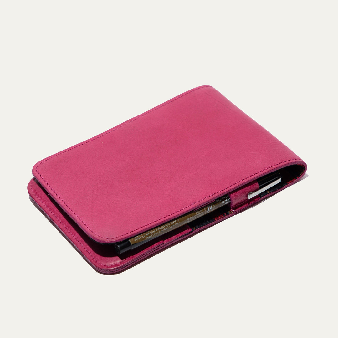 Leather Golf Yardage Book – Full-Grain Leather Scorecard Holder