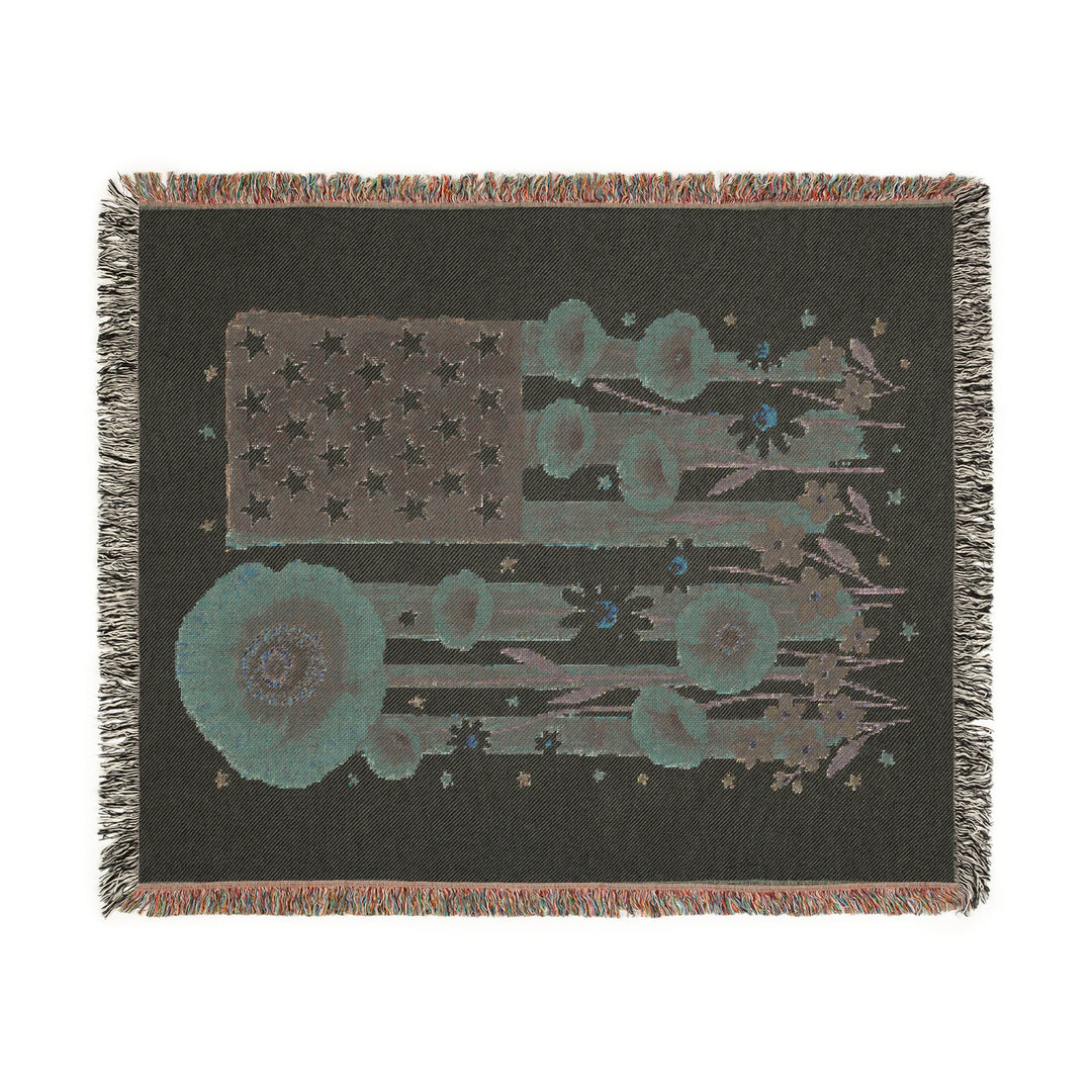 Patriotic Flowers Woven Blanket – Cozy Americana Throw, USA Flag Décor, Independence Day, Memorial Day & Veteran Gift