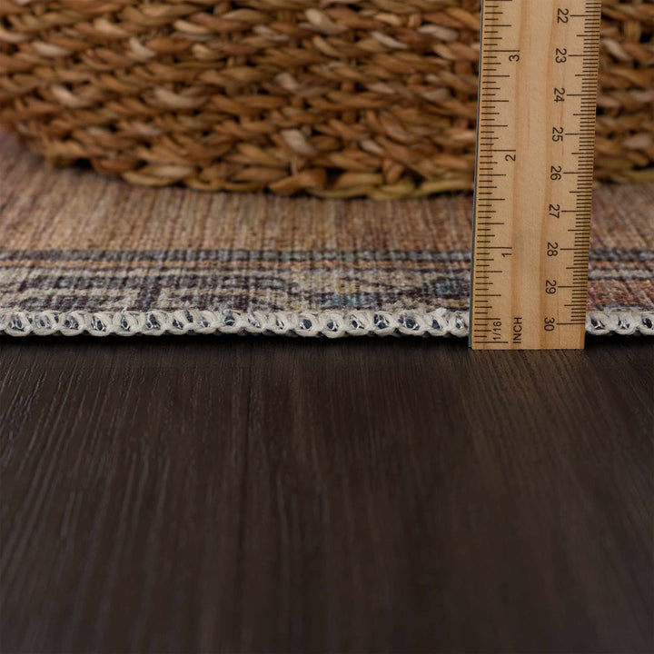 Medinah Washable Runner Rug – Traditional Medallion Runner Rug