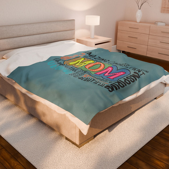 Mom Appreciation Velveteen Plush Blanket - Soft & Cozy Gift for Mother's Day