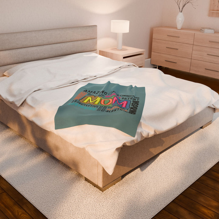 Mom Appreciation Velveteen Plush Blanket - Soft & Cozy Gift for Mother's Day