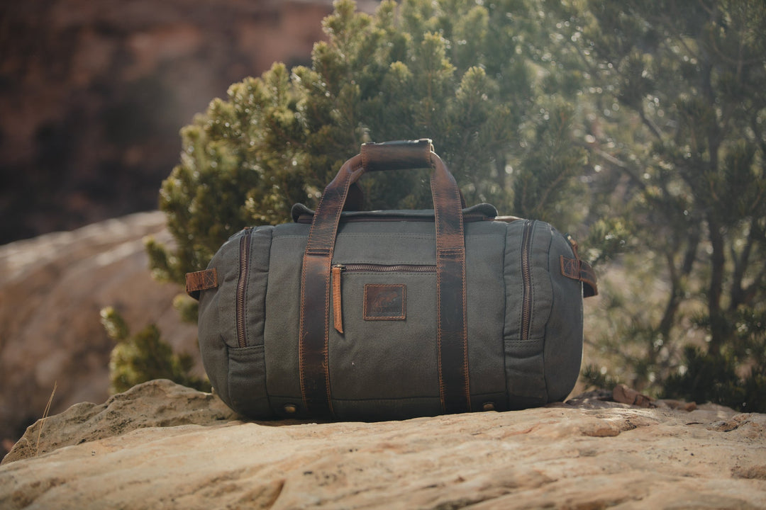 25L Waxed Canvas Duffel Bag | Iliamna Wide Mouth Travel Bag