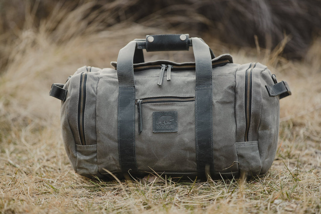 25L Waxed Canvas Duffel Bag | Iliamna Wide Mouth Travel Bag