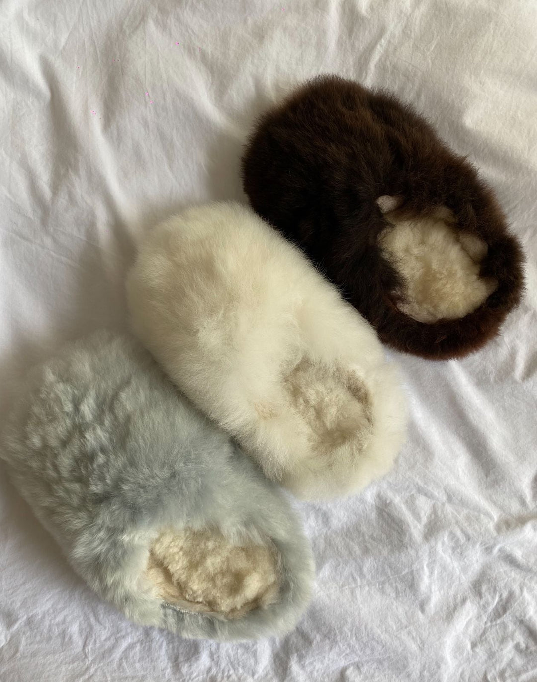 Alpuffas Genuine Baby Alpaca Slippers – Luxury Cozy House Slippers