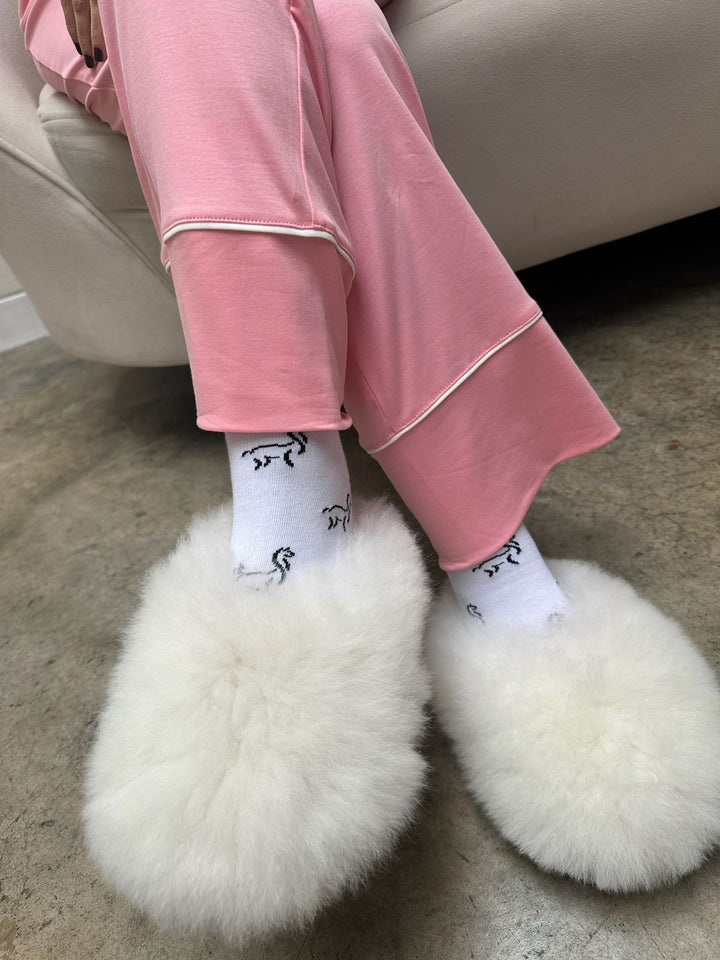 Alpuffas Genuine Baby Alpaca Slippers – Luxury Cozy House Slippers