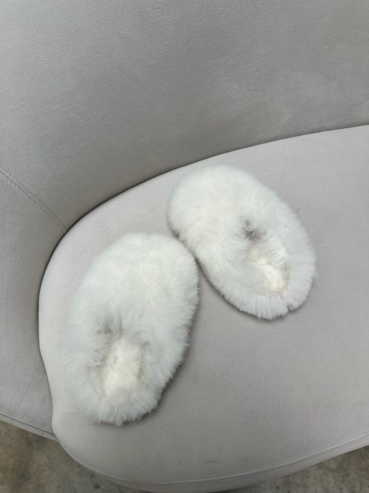Alpuffas Genuine Baby Alpaca Slippers – Luxury Cozy House Slippers