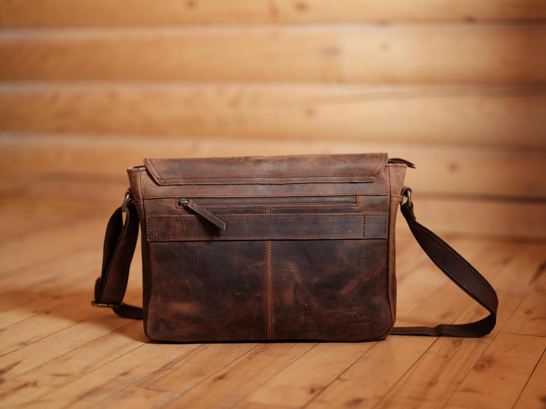 Limited Edition Yukon Leather Messenger | Full Grain Laptop Bag