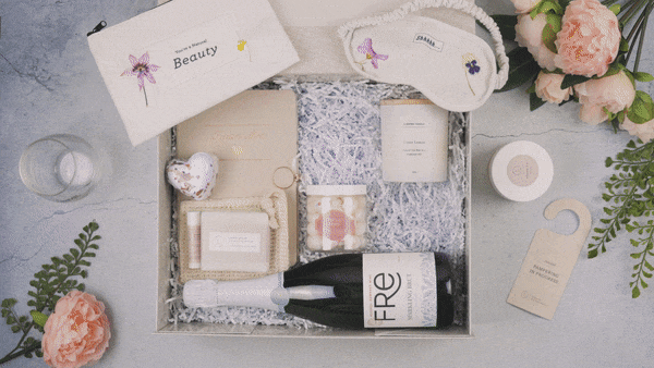 Luxury Bride-to-Be Spa Gift Box – Bridal Shower Gift