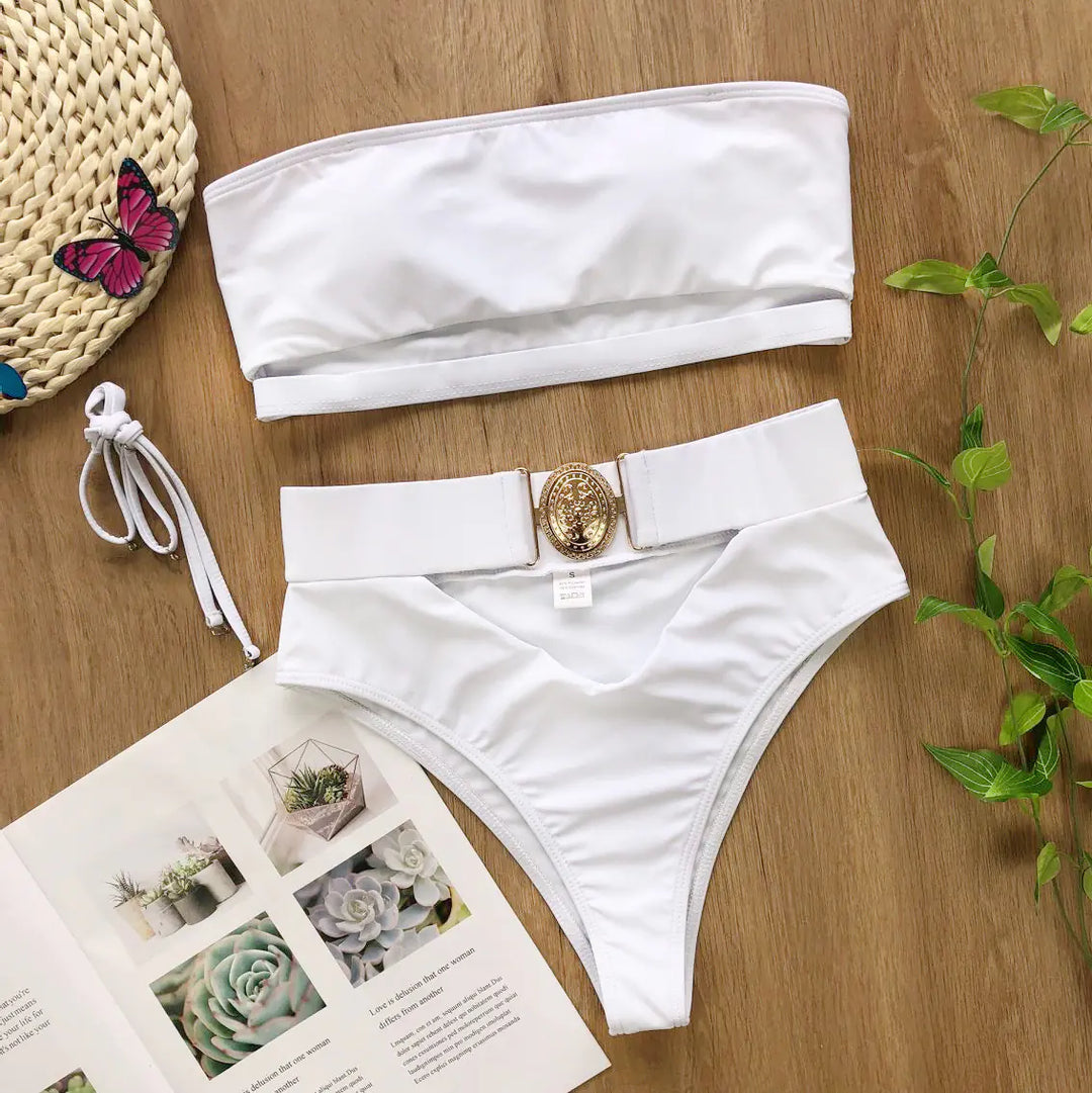 Women’s Strapless Bandeau Bikini with Chic Metal Buckle