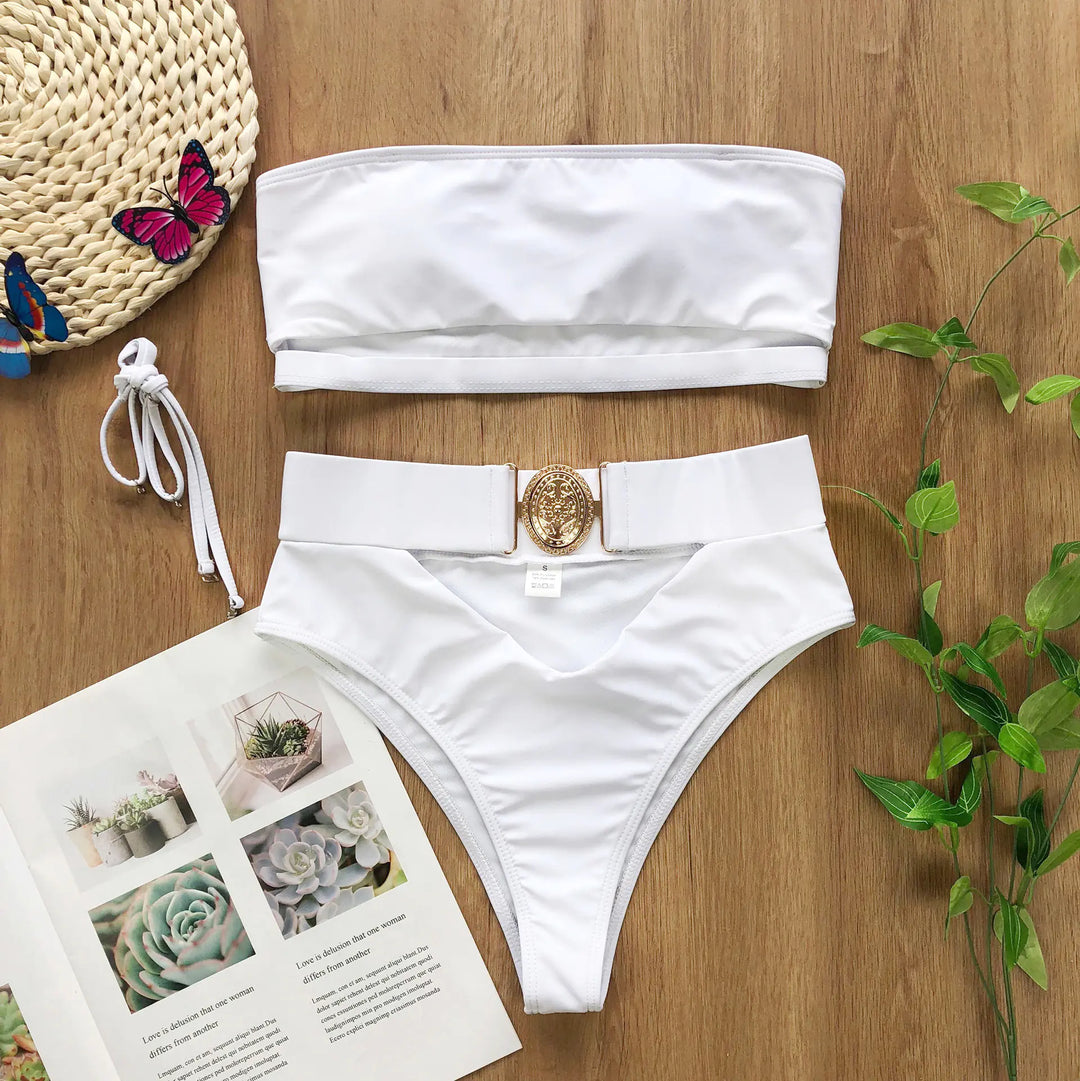 Women’s Strapless Bandeau Bikini with Chic Metal Buckle