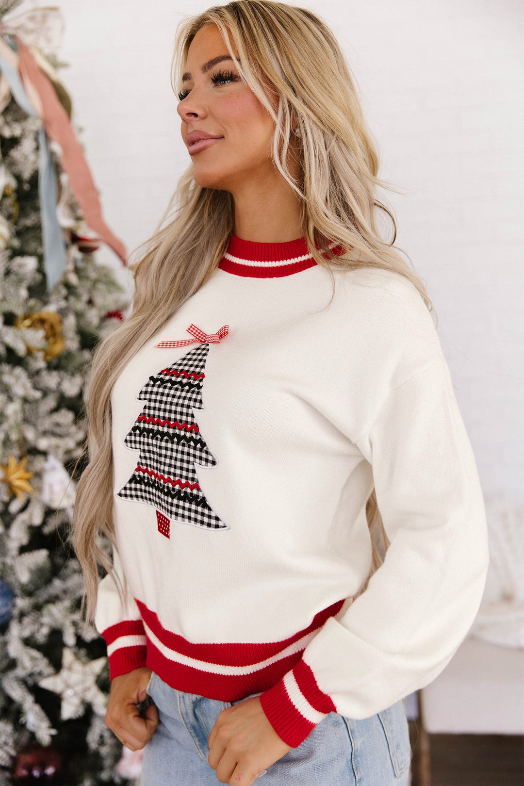 Women’s White Christmas Plaid Tree Appliqué Sweater