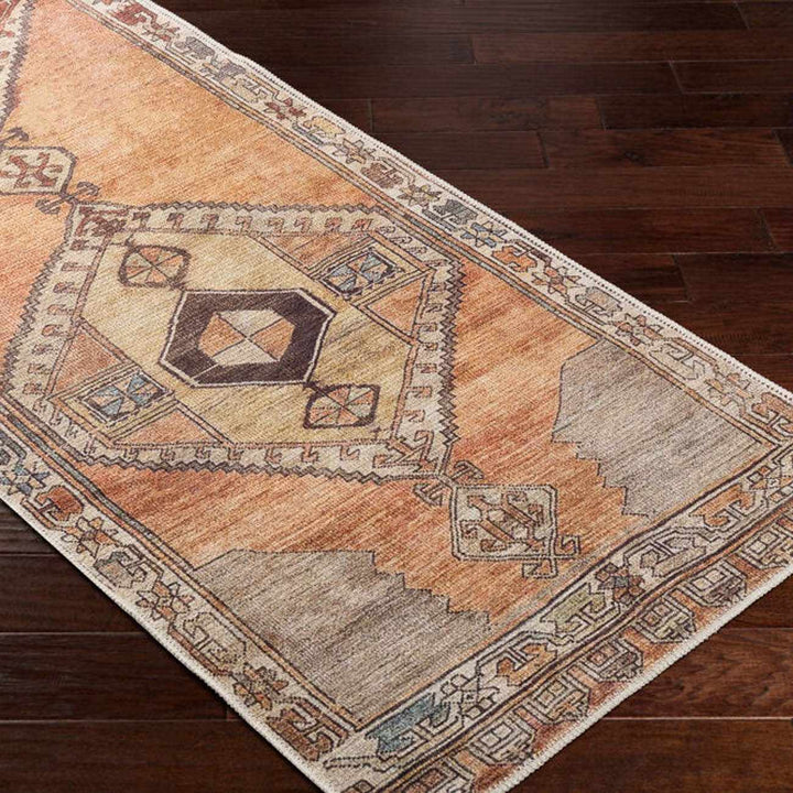 Medinah Washable Runner Rug – Traditional Medallion Runner Rug