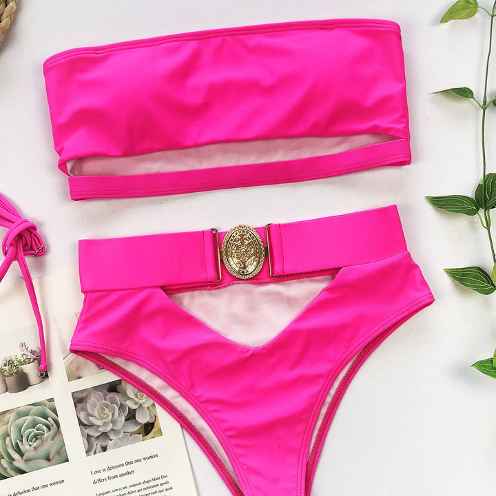 Women’s Strapless Bandeau Bikini with Chic Metal Buckle
