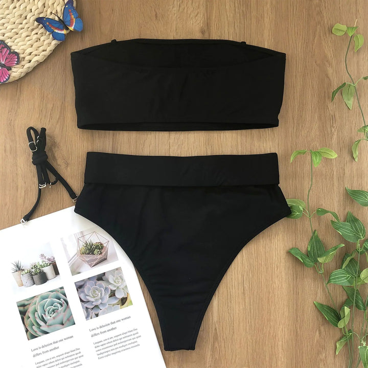 Women’s Strapless Bandeau Bikini with Chic Metal Buckle