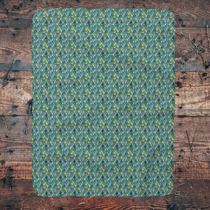 Mermaid Scale Sherpa Fleece Blanket – Cozy Soft Throw for Home & Holiday Gifts