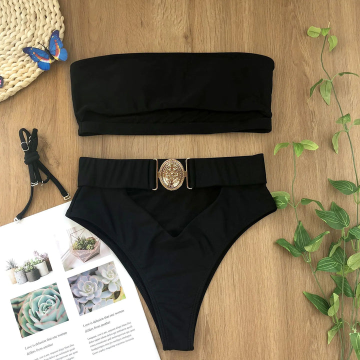 Women’s Strapless Bandeau Bikini with Chic Metal Buckle