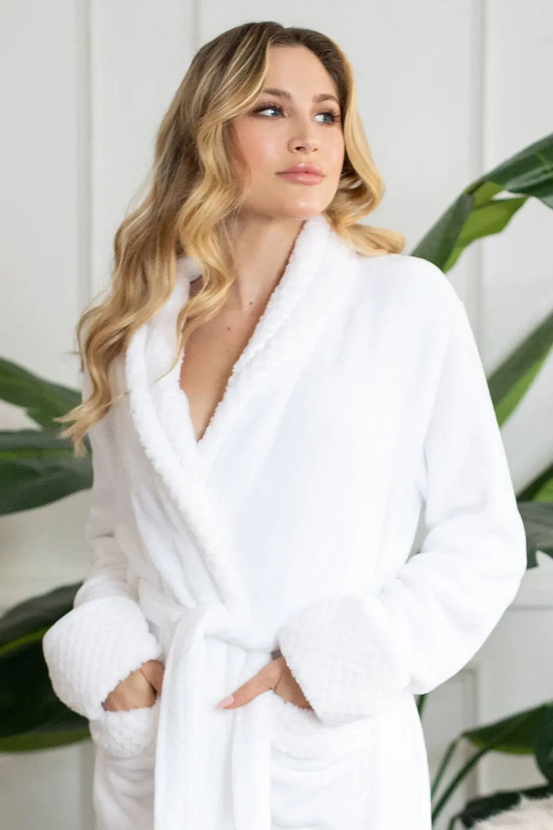 Women's Ultra Soft Plush Bathrobe | CloudSoft Luxury Fleece Robe