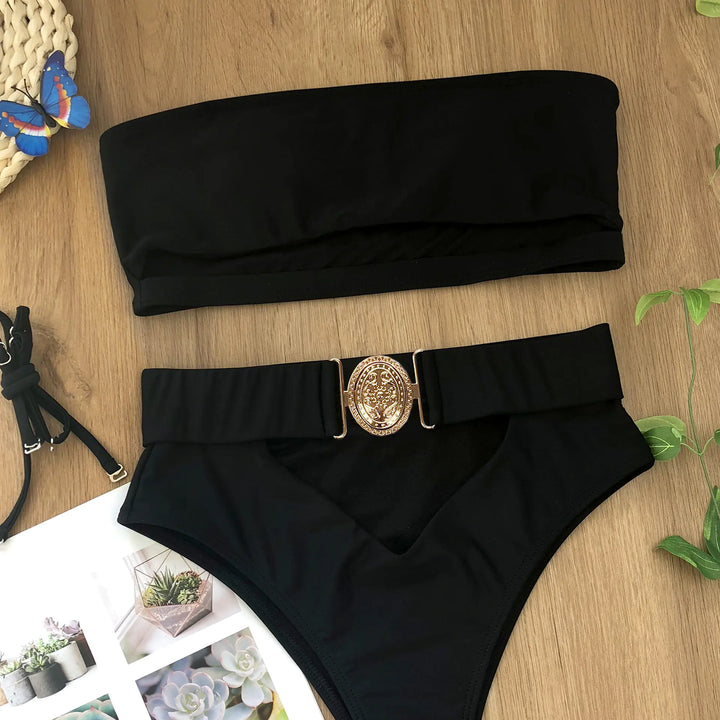 Women’s Strapless Bandeau Bikini with Chic Metal Buckle